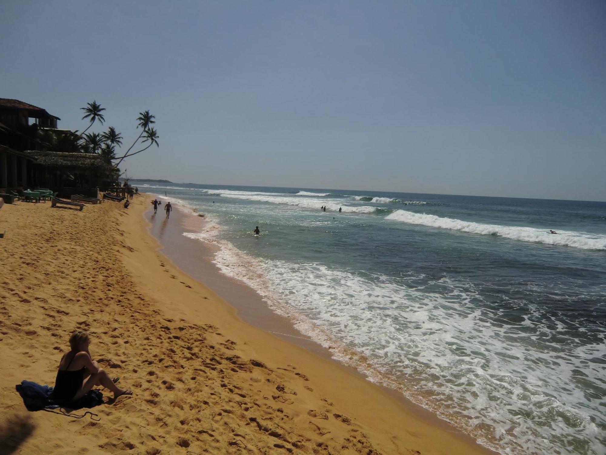 The Oasis Villa Hikkaduwa Exterior photo